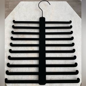 Set of two velvet closet organizers